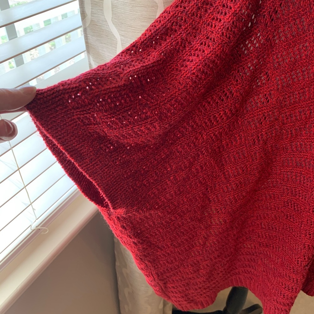 New‎ Direction Red Lightweight Poncho Sweater with Cowl Neck, Size Large - Picture 4 of 5